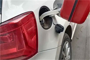 长阳24小时救援车收费标准