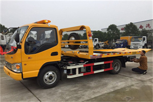 长阳哪里有拖车服务